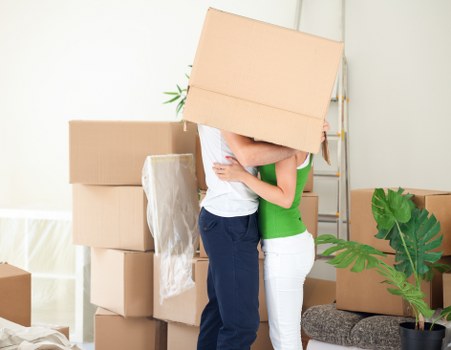 Local moving van service for Northwood customers