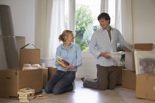 Packing and moving household items for a Northwood removal service